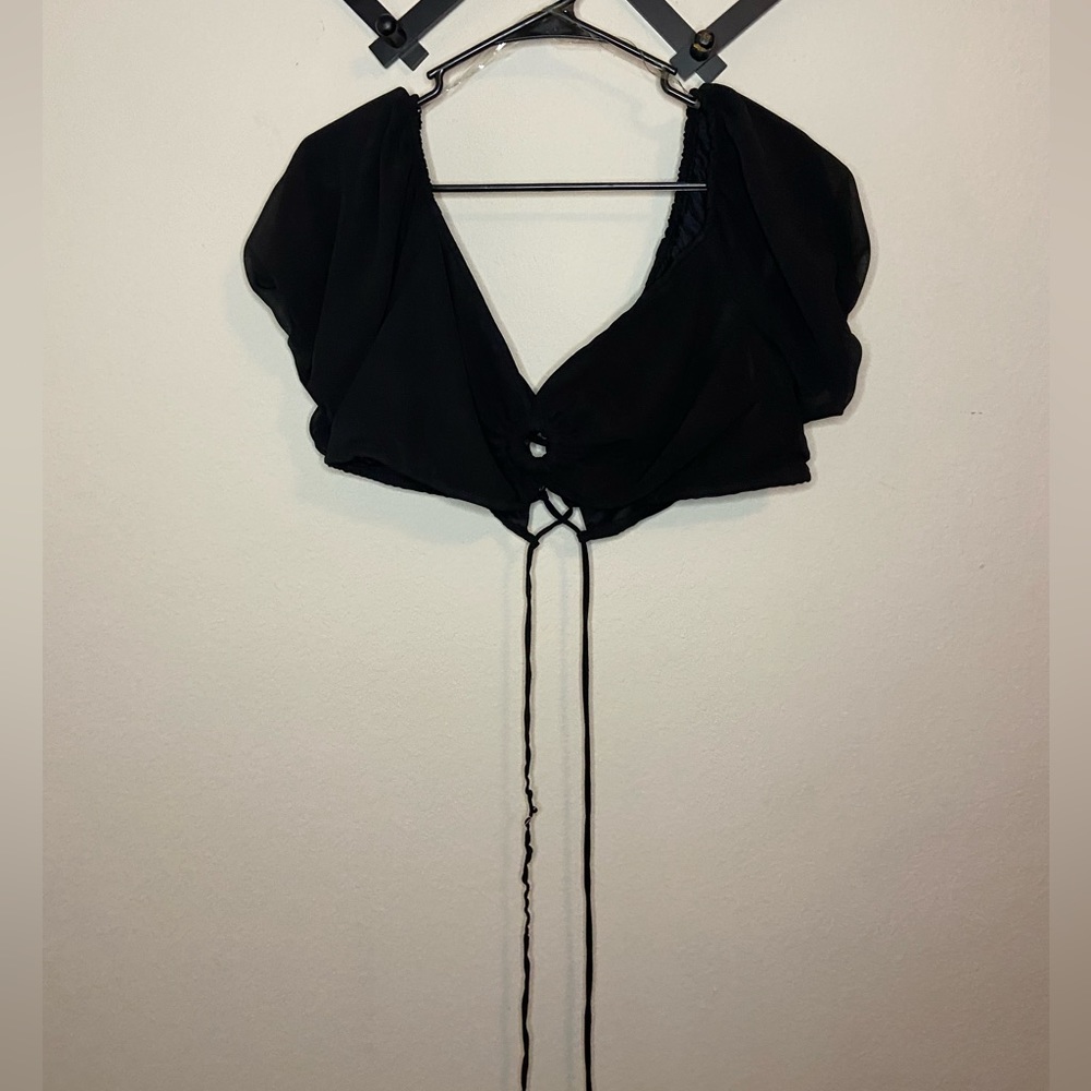 wild fable, black puffer sleeve crop top XXL